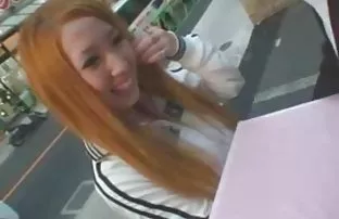 XXX Cô gái tóc vàng được niềm vui
