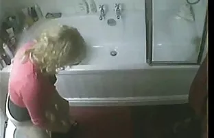 XXX Bạn trai mà bôi trơn già, nhom trong hậu môn Virginia Darlyng