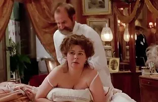 XXX Nga, sinh viên đánh say xỉn