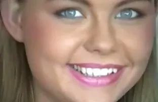 XXX Người tây Ban nha đã không bị phân tâm từ việc đọc sách