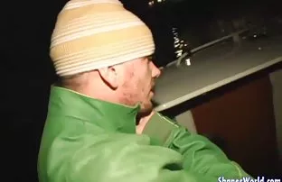 XXX Azerbaijan Vụng về khiêu dâm ở ban công