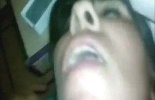 XXX Các cô đồng ý một cuộc truy Hoan với ba người