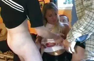 XXX Cecilia, da đen, Sư tử với lọn tóc tươi tốt tách cho Halloween