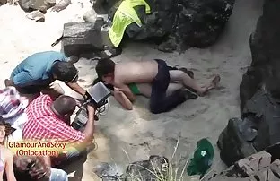XXX Hói dandy ra lệnh cho hai ưu tú whores
