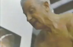 XXX Platanthera và Roma trong gác mái